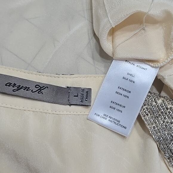 Aryn K. Cream SILK Beaded Hidden-Button-Front Top Size Large L Sleeveless - Picture 10 of 10